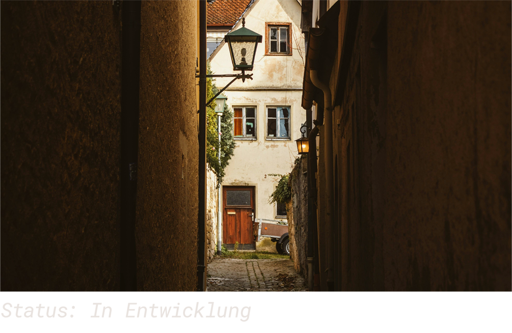 https://www.pexels.com/photo/charming-alley-in-rothenburg-ob-der-tauber-29543319/